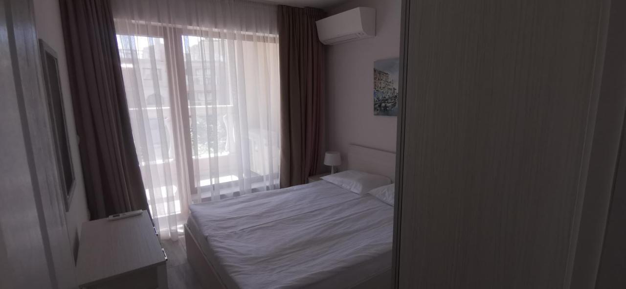 La Mer Residence Golden Sands Bagian luar foto